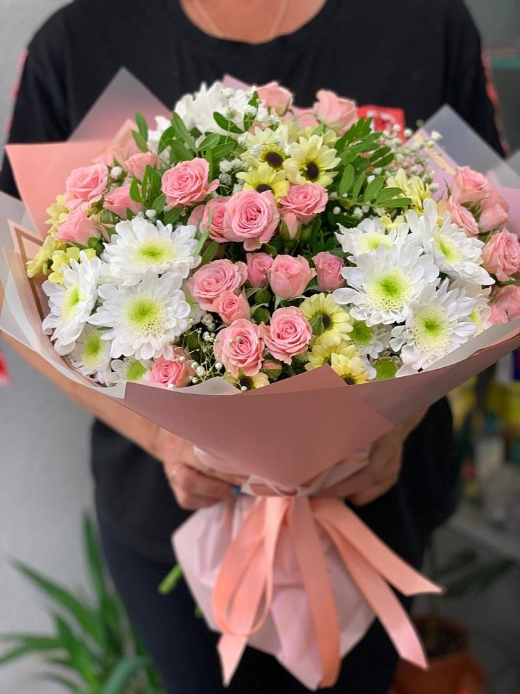 Букет цветов из: Розы и Хризантемы в Одинцово