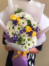 Букет цветов из:  Ирисы, Хризантемы и Розы #REPLACE_PRED# Одинцово