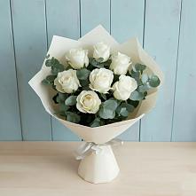 Букет Белые розы в Эвкалипте в Одинцово